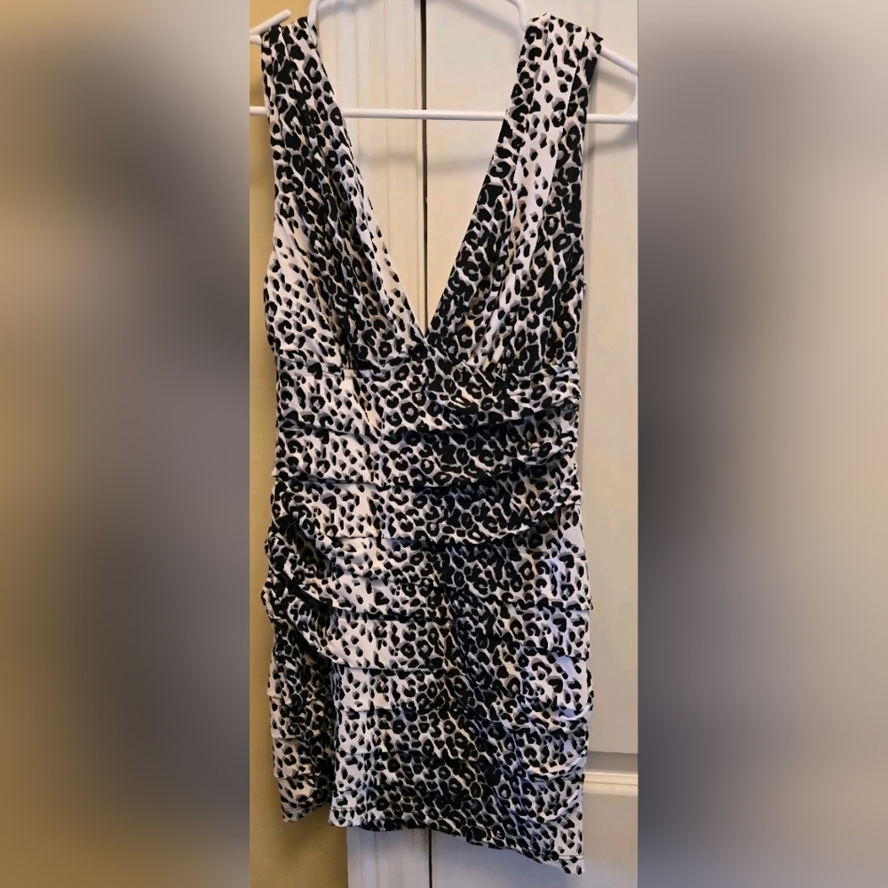 Grass Collection  Black and White Layered Sleeveless Tank Dress With V Front